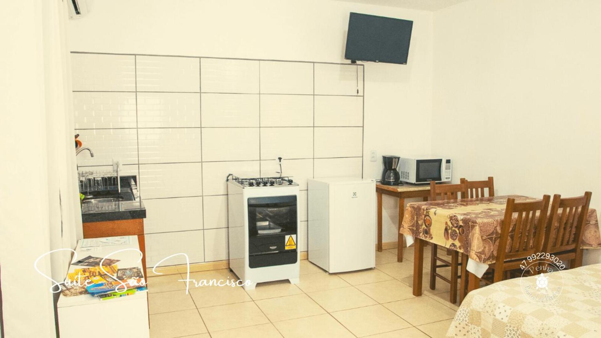 Apartamento Confortavel E Amplo, Proximo Ao Beto Carrero E A Praia Penha  Exterior foto